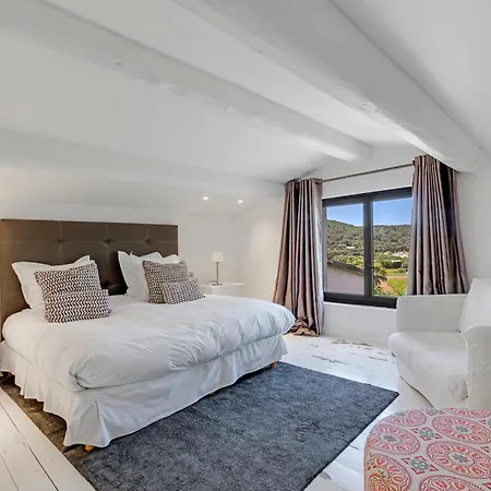 Ocean Whisper サントロペ
